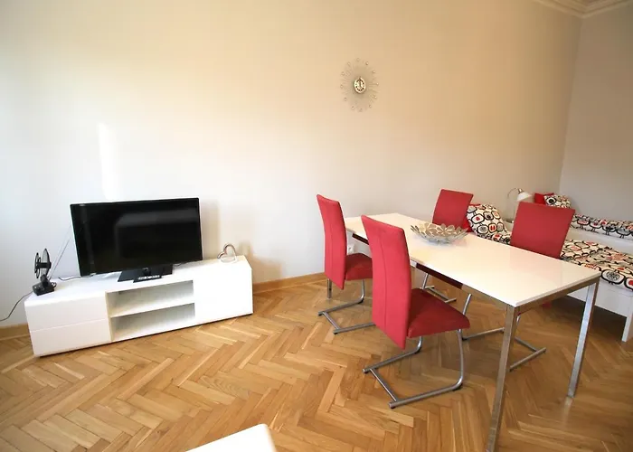 Happy Estate - Rynek Breslau