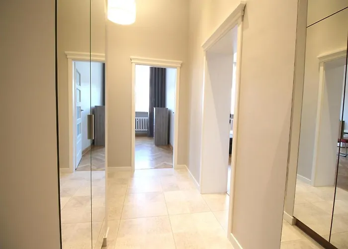 Happy Estate - Rynek Apartment Breslau