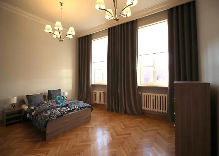 Happy Estate - Rynek *