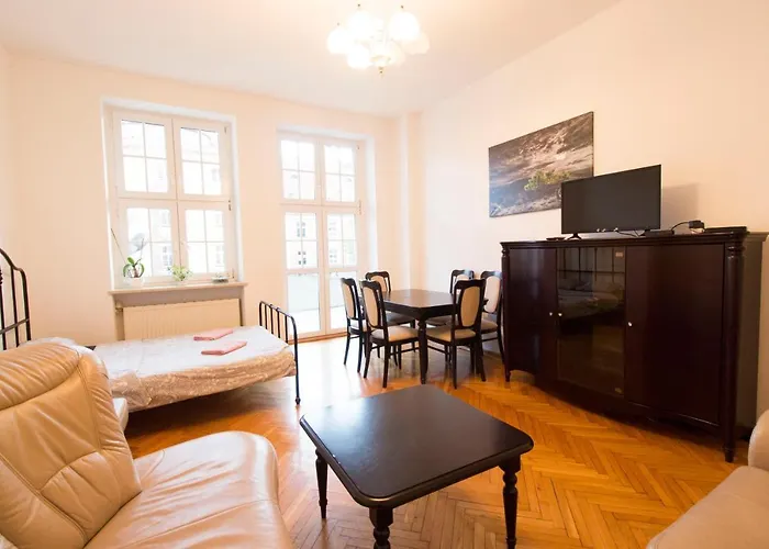 Happy Estate - Rynek *